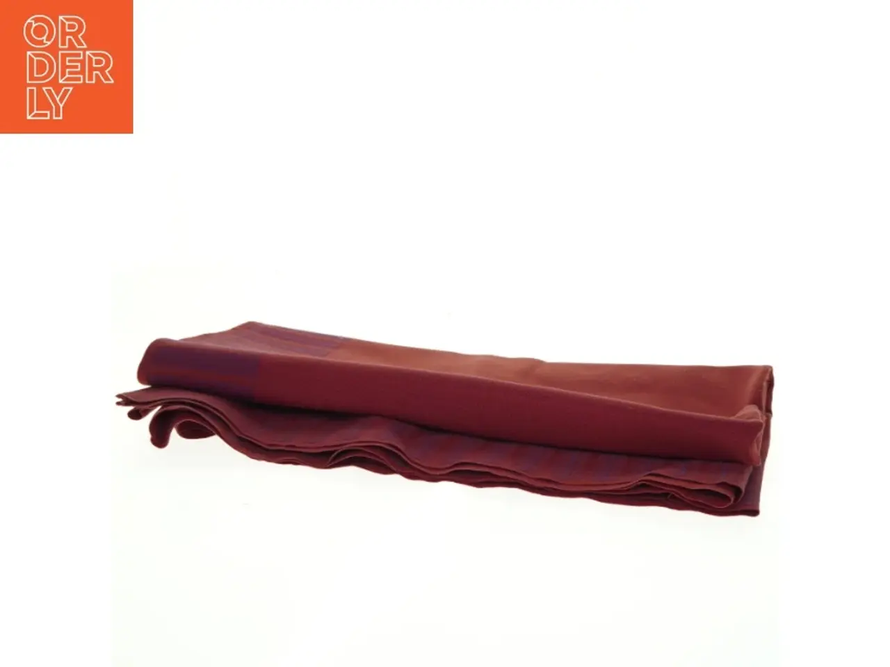 Billede 2 - Rød dug (str. 90. x, 175 cm)