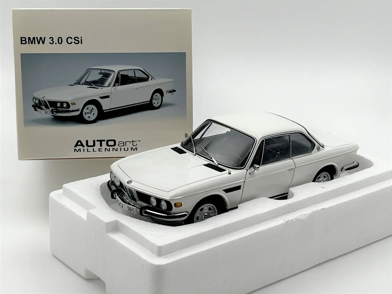 Billede 1 - 1971 BMW 3,0 CSi E9 - 1:18 Mega sjælden udbudt