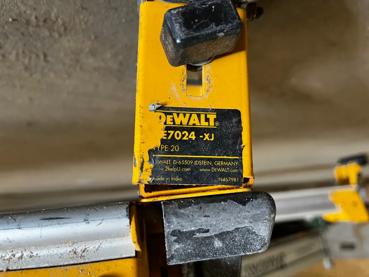 Billede 3 - teleskopisk materialestøtte DEWALT DE7024-XJ Type 3