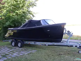 Corsiva 690 Tender
