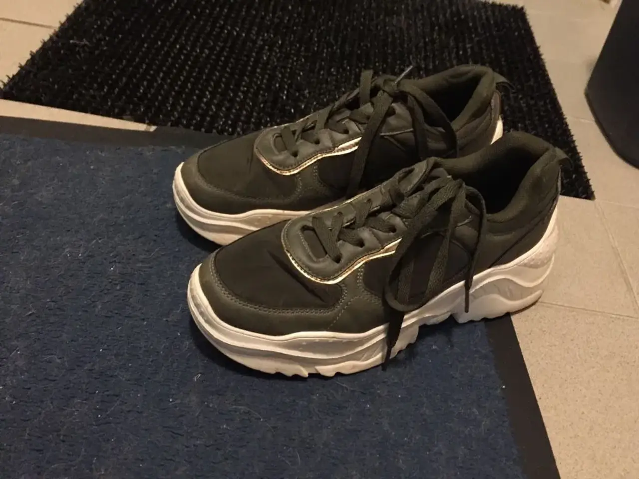 Billede 1 - Cult sneakers sælges