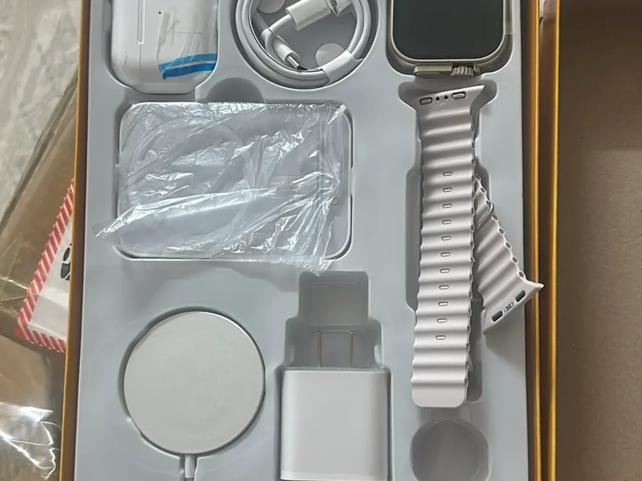 Billede 1 - Komplet 8-i-1 Smartwatch Gavesæt – Alt samlet i en