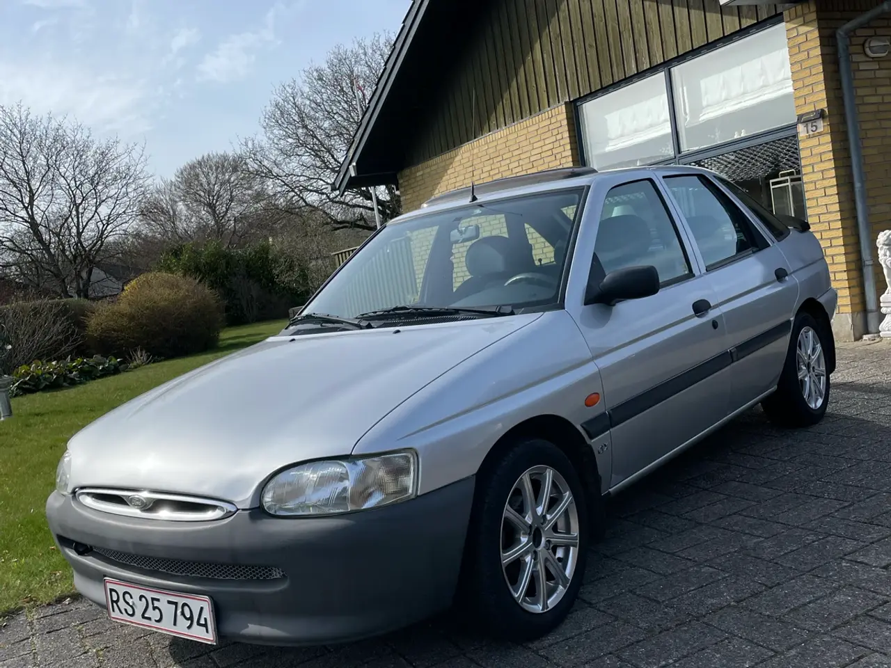 Billede 10 - Ford Escort årg. 1995
