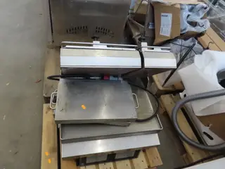 Grill glat overflade SARO