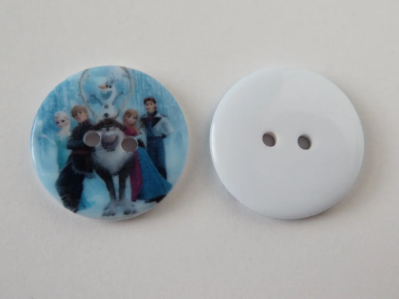 Billede 10 - Knapper med Frost og Minions
