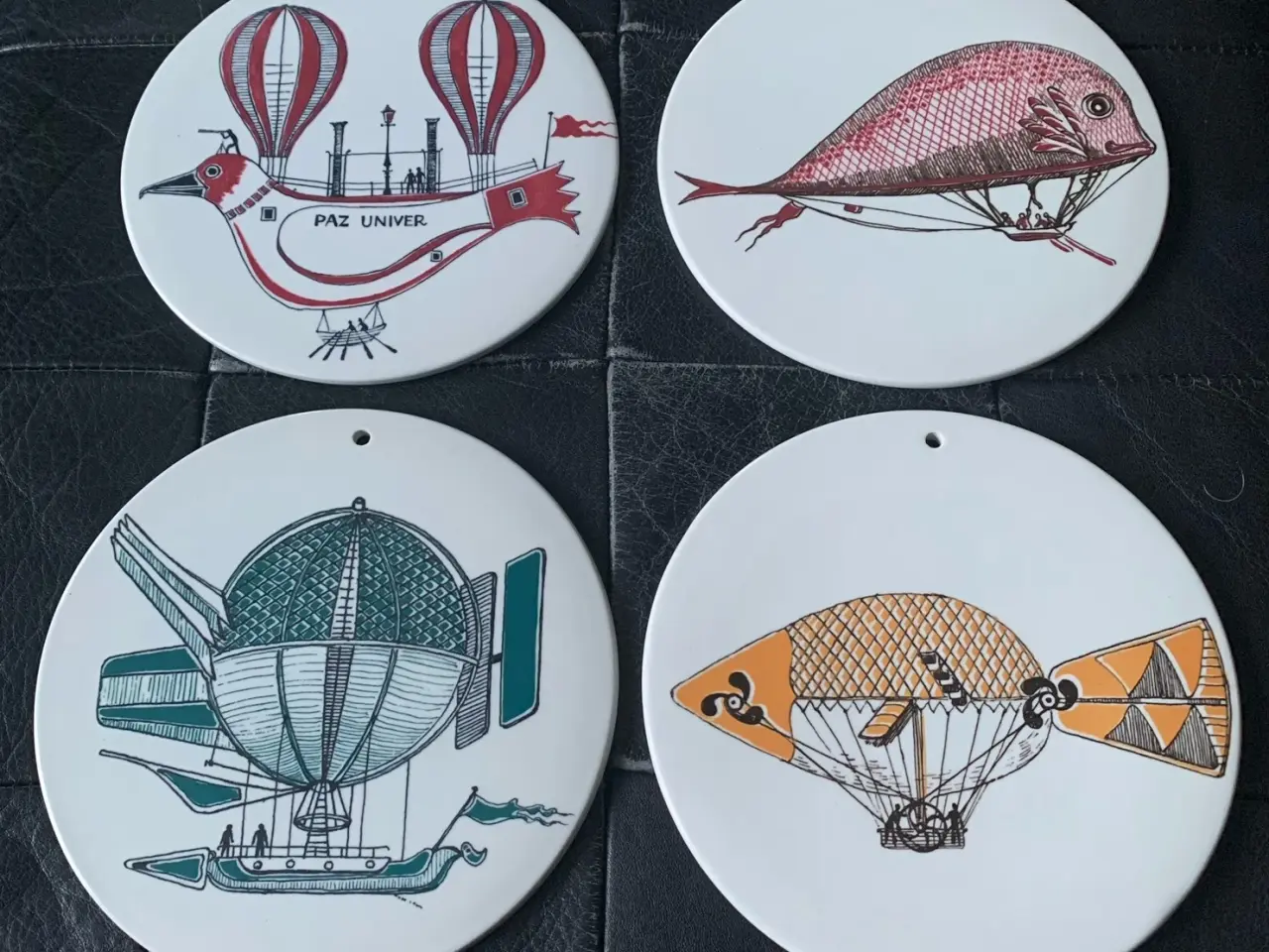 Billede 2 - Platter med luftskibe motiv, Royal Copenhagen