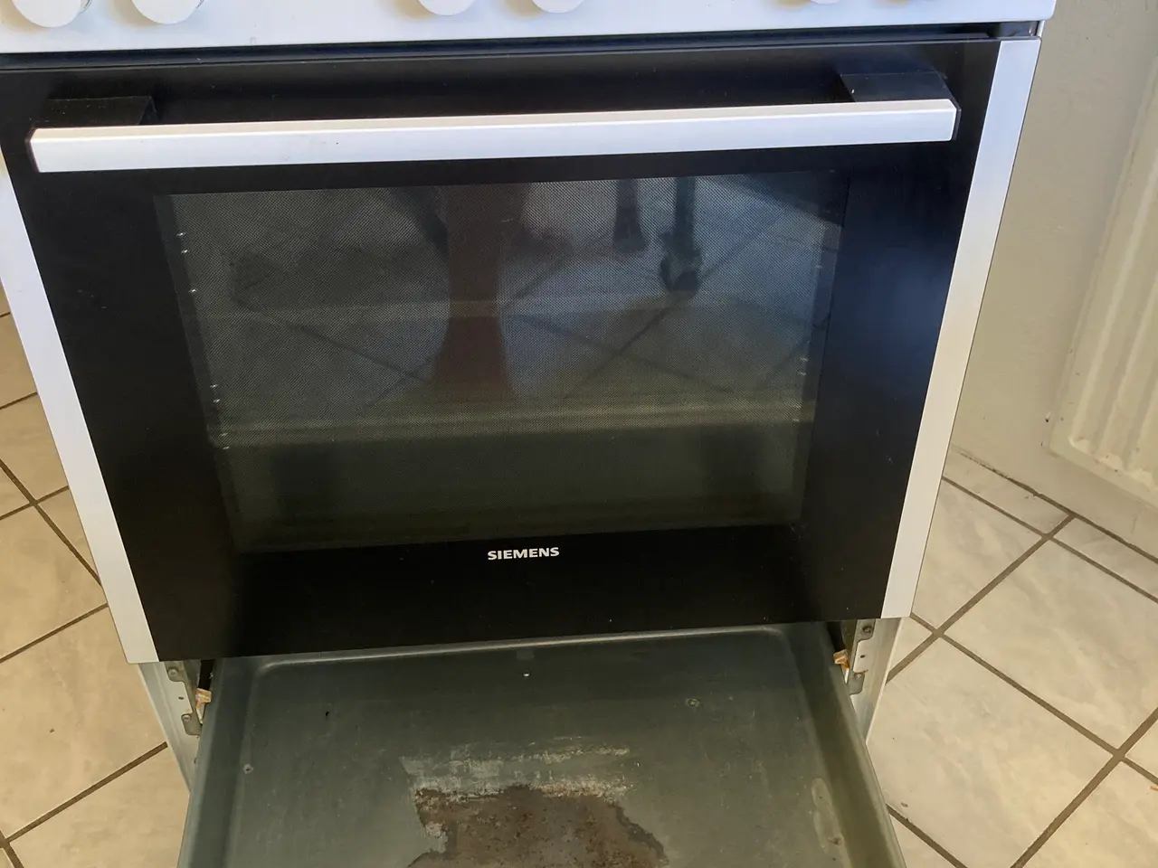 Billede 8 - Fritstående hvid Simens komfur m. varmluftovn