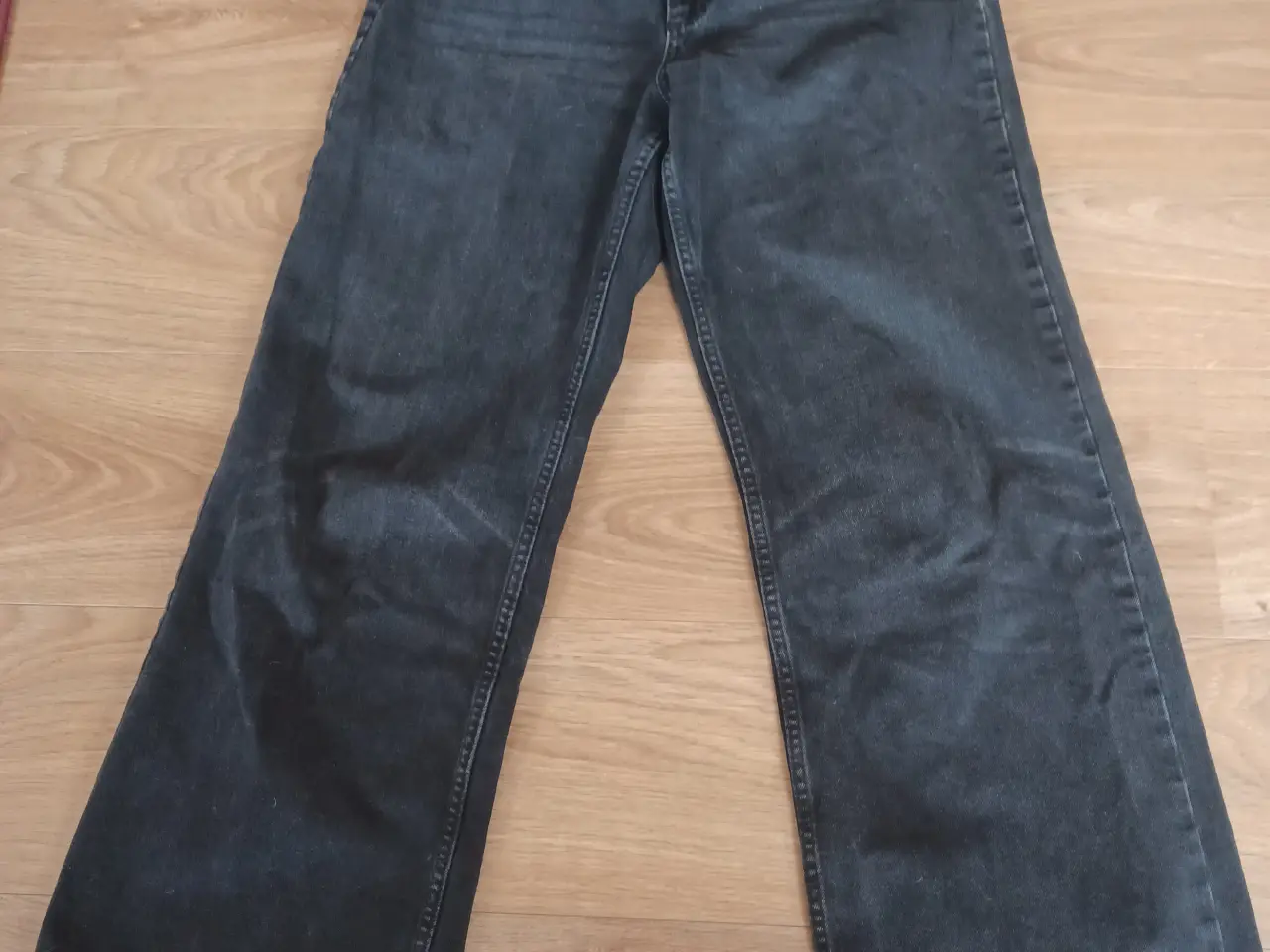 Billede 3 - Stor pose med ca 29 stykker tøj