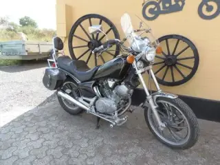 Yamaha XV 500 SE