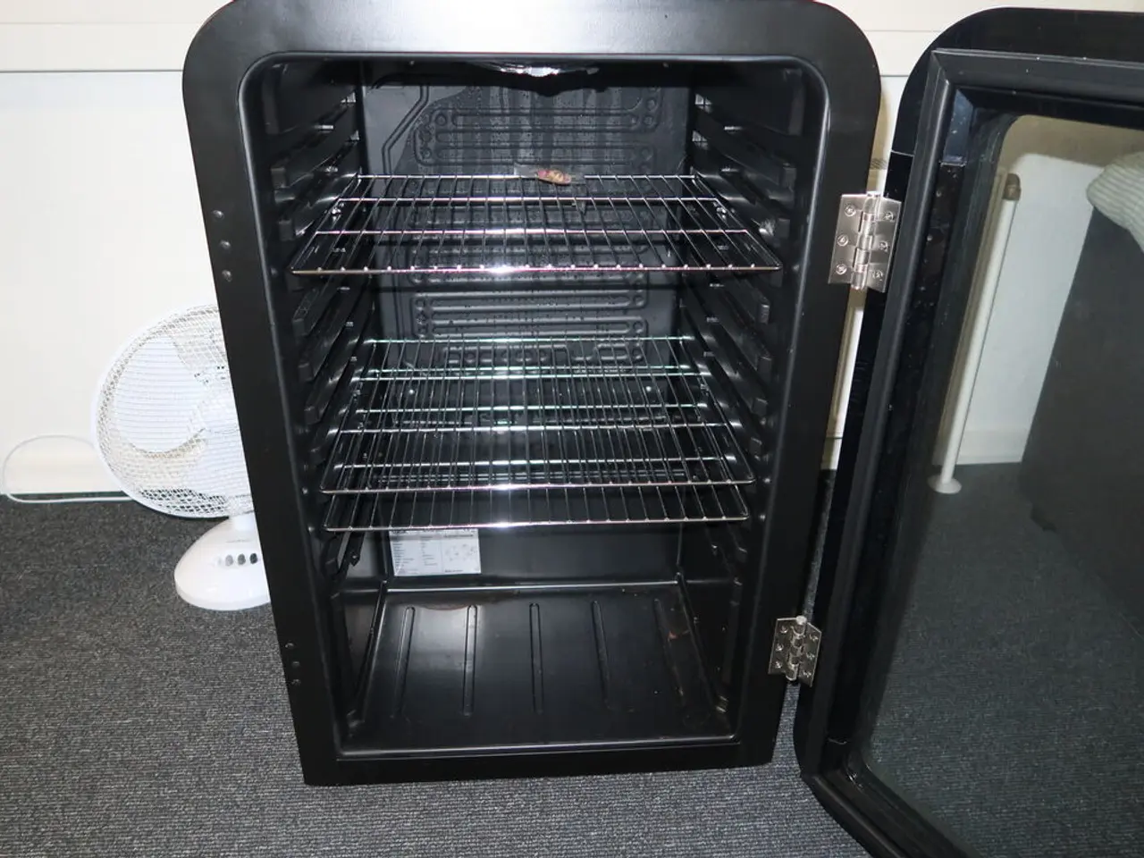 Billede 2 - Køleskab LOGIK LDC105B19E
