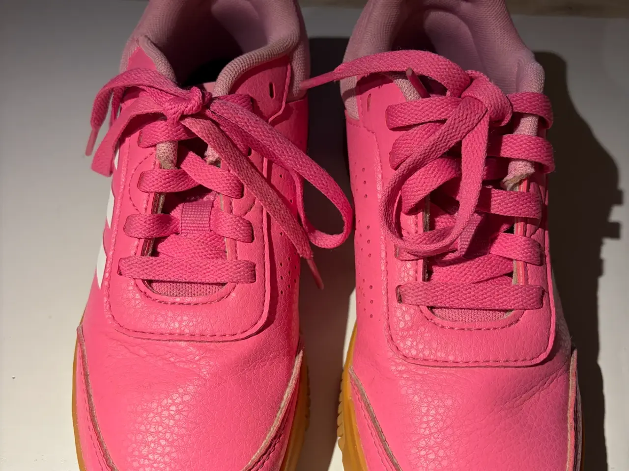 Billede 1 - Sneakers str 33