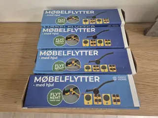 4 sæt NYE Møbelflyttere på hjul