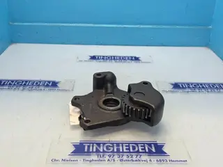 Ford 550 Retainer C5NN7N039B