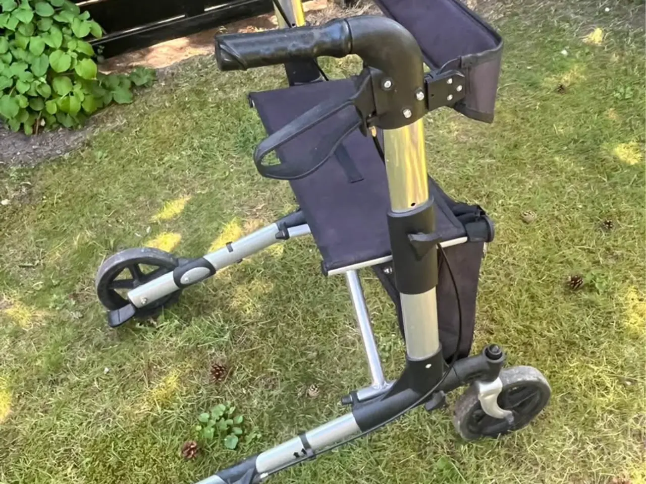 Billede 3 - Fin rollator brugt meget lidt 