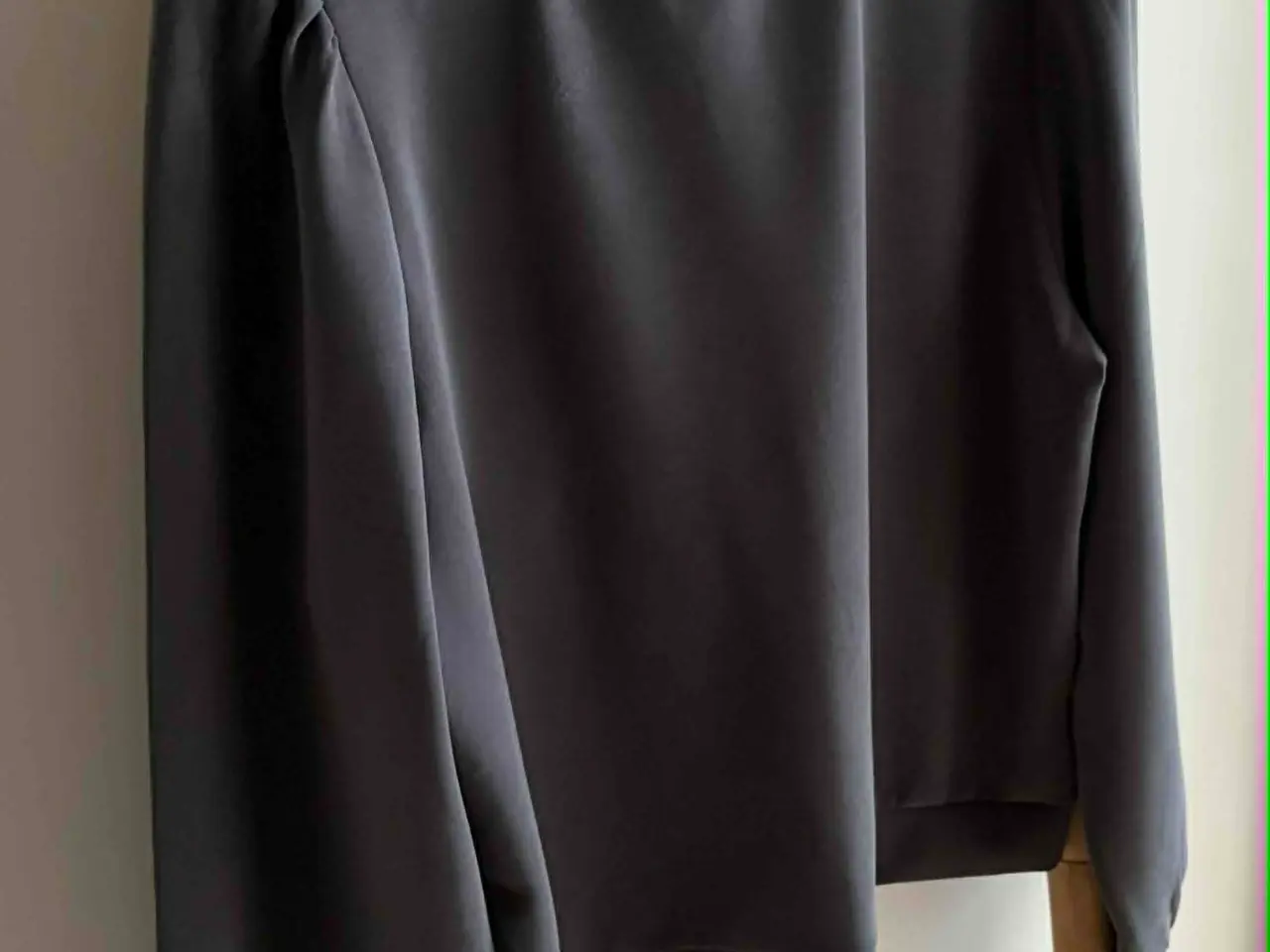 Billede 3 - Athlecia sweatshirt, str. 38