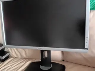 STOR ULTRA SKARP DELL COMPUTER SKÆRM 32x55 CM HENT