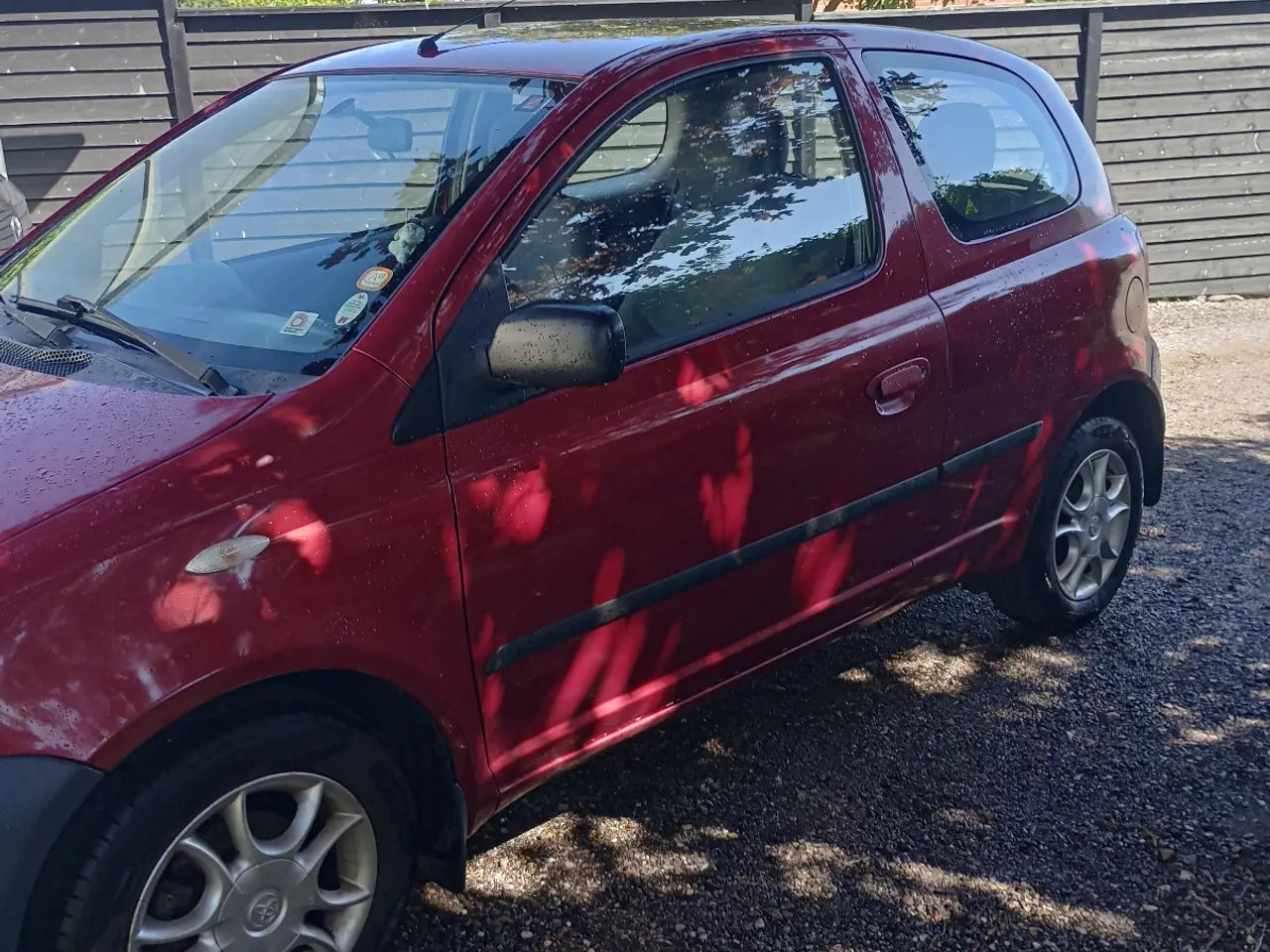 Billede 3 - Virkelig flot Toyota Yaris 1,0 