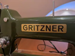 Velholdt "Gritzner VG" symaskine