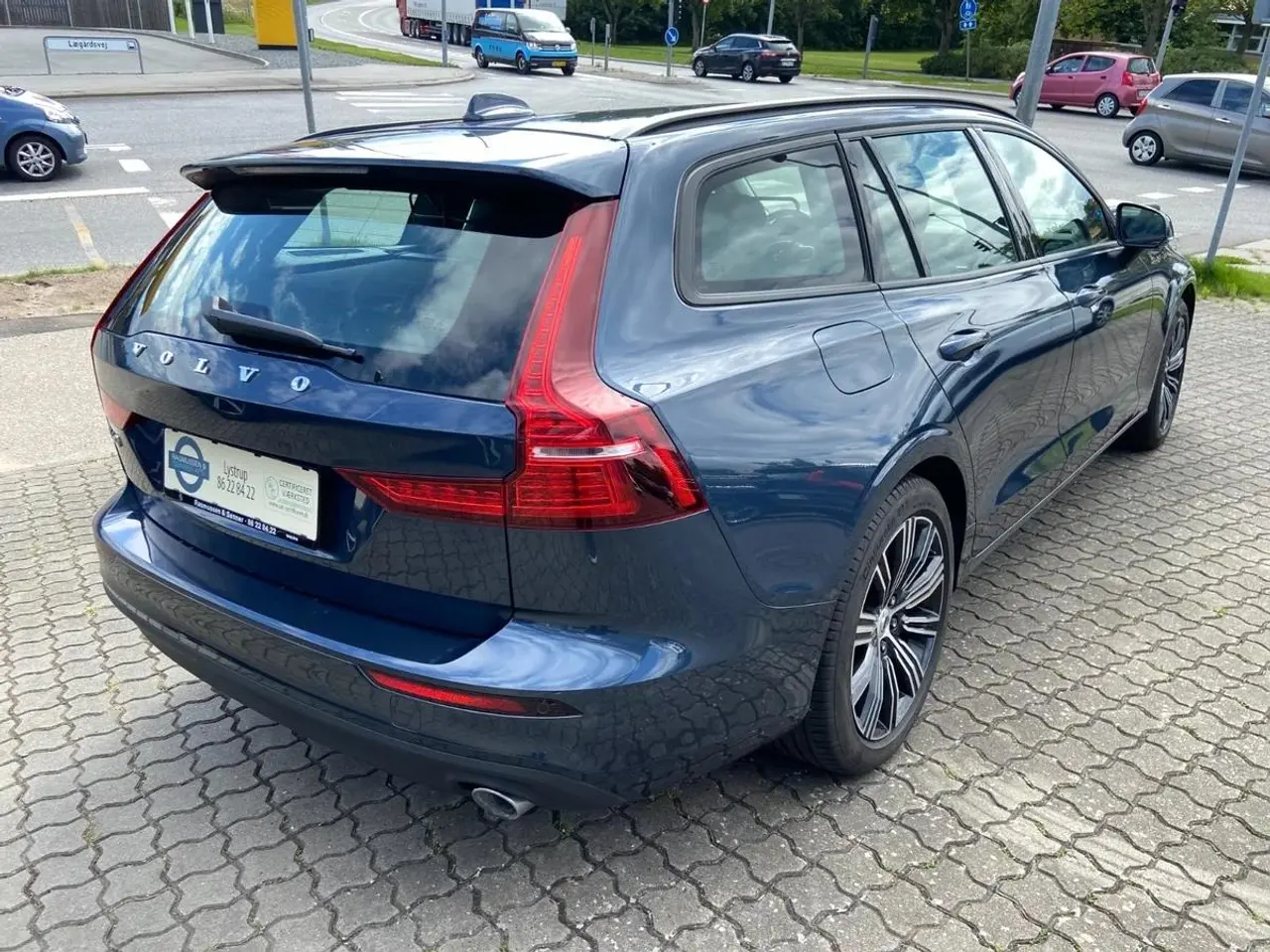 Billede 9 - Volvo V60 2,0 D3 Momentum 150HK Stc 6g Aut.