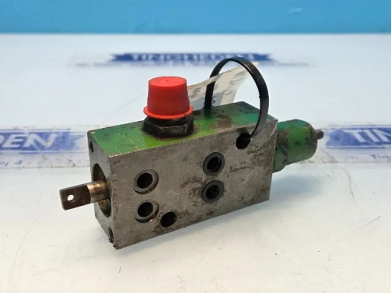 Billede 8 - John Deere 1630 Hydraulikventil AL34593