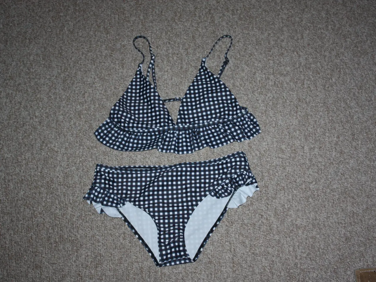 Billede 1 - Badetøj Bikini str. S