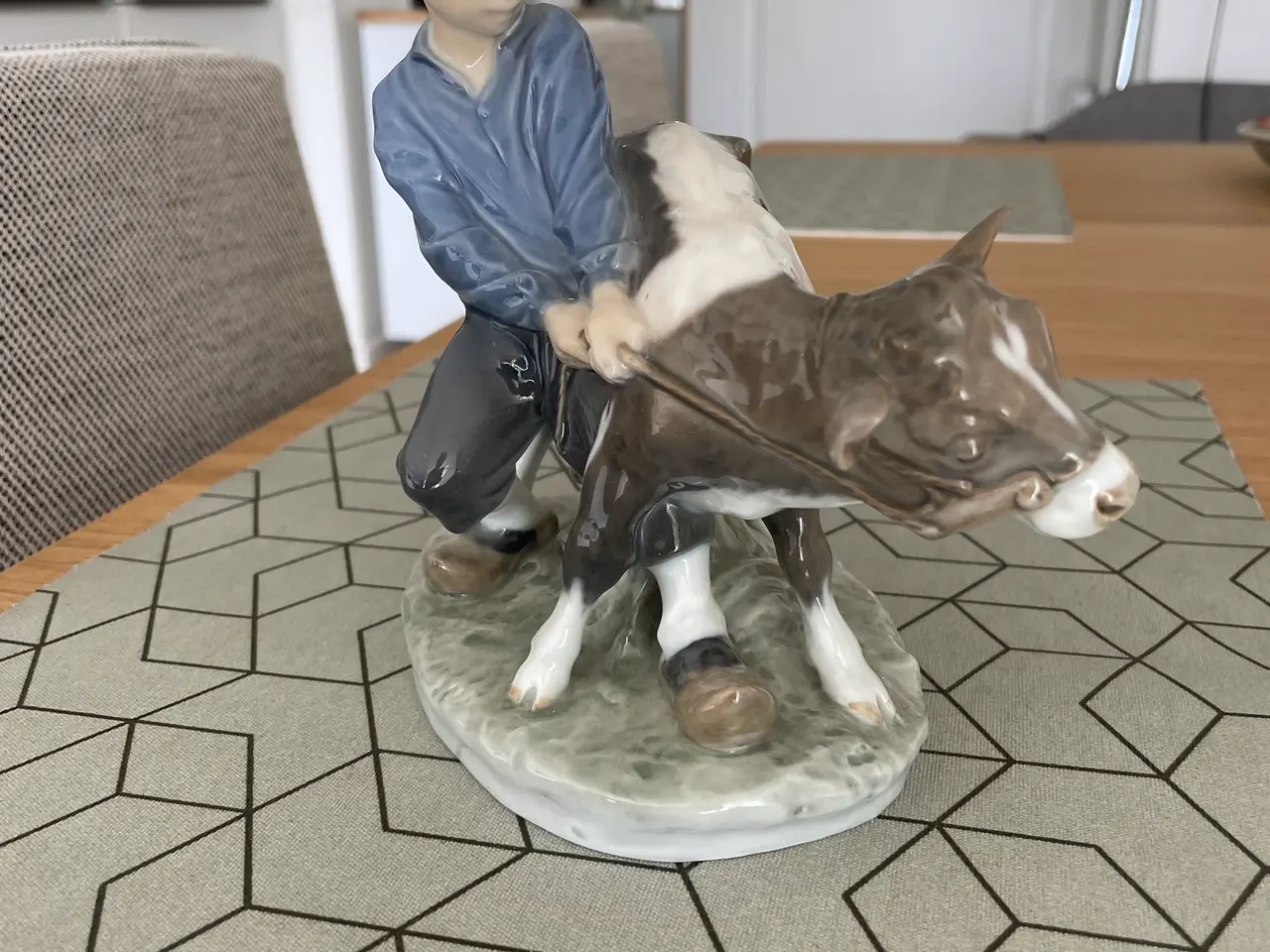 Billede 1 - Kgl. Porcelænsfigur