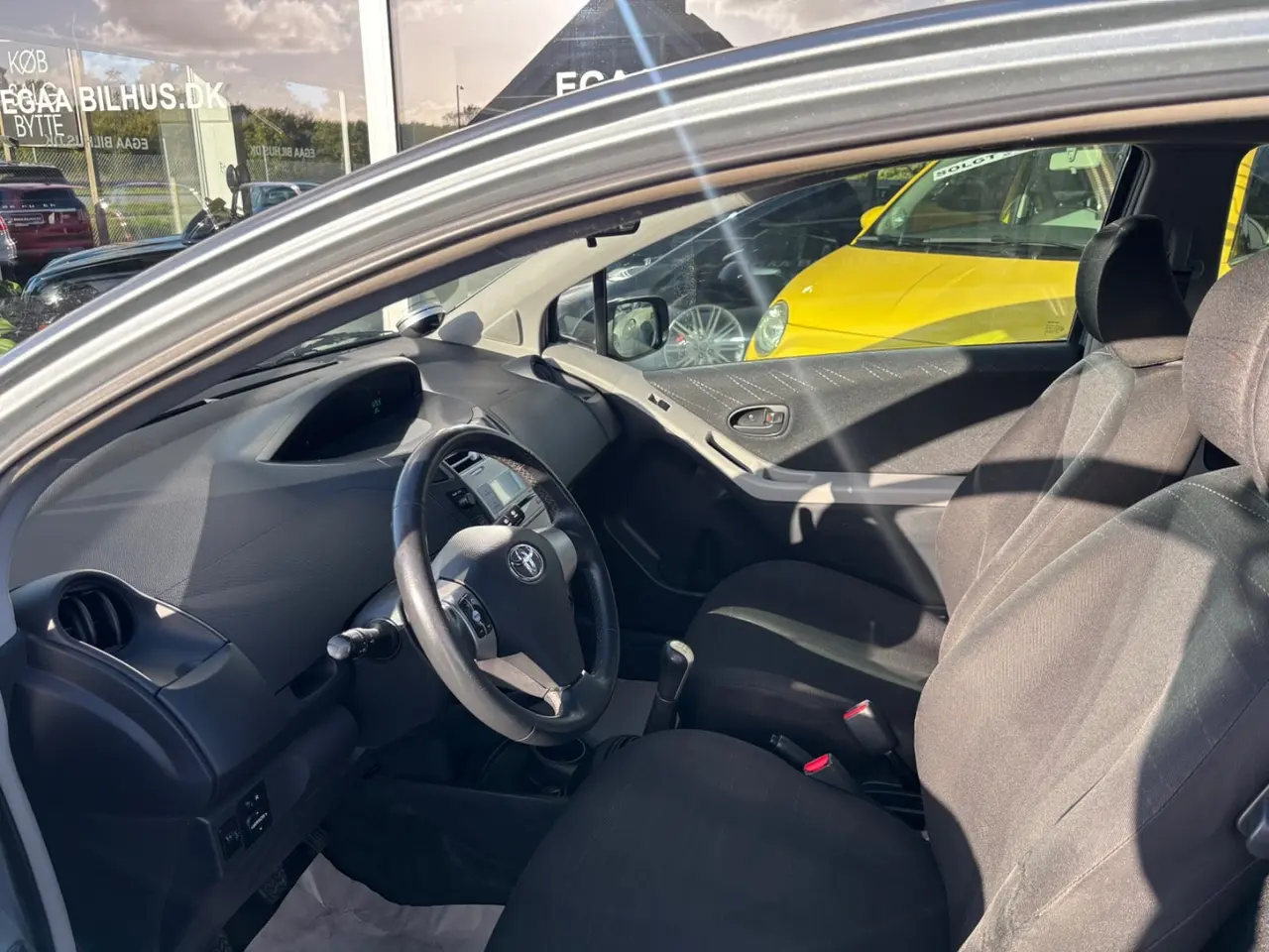 Billede 7 - Toyota Yaris 1,3 Luna