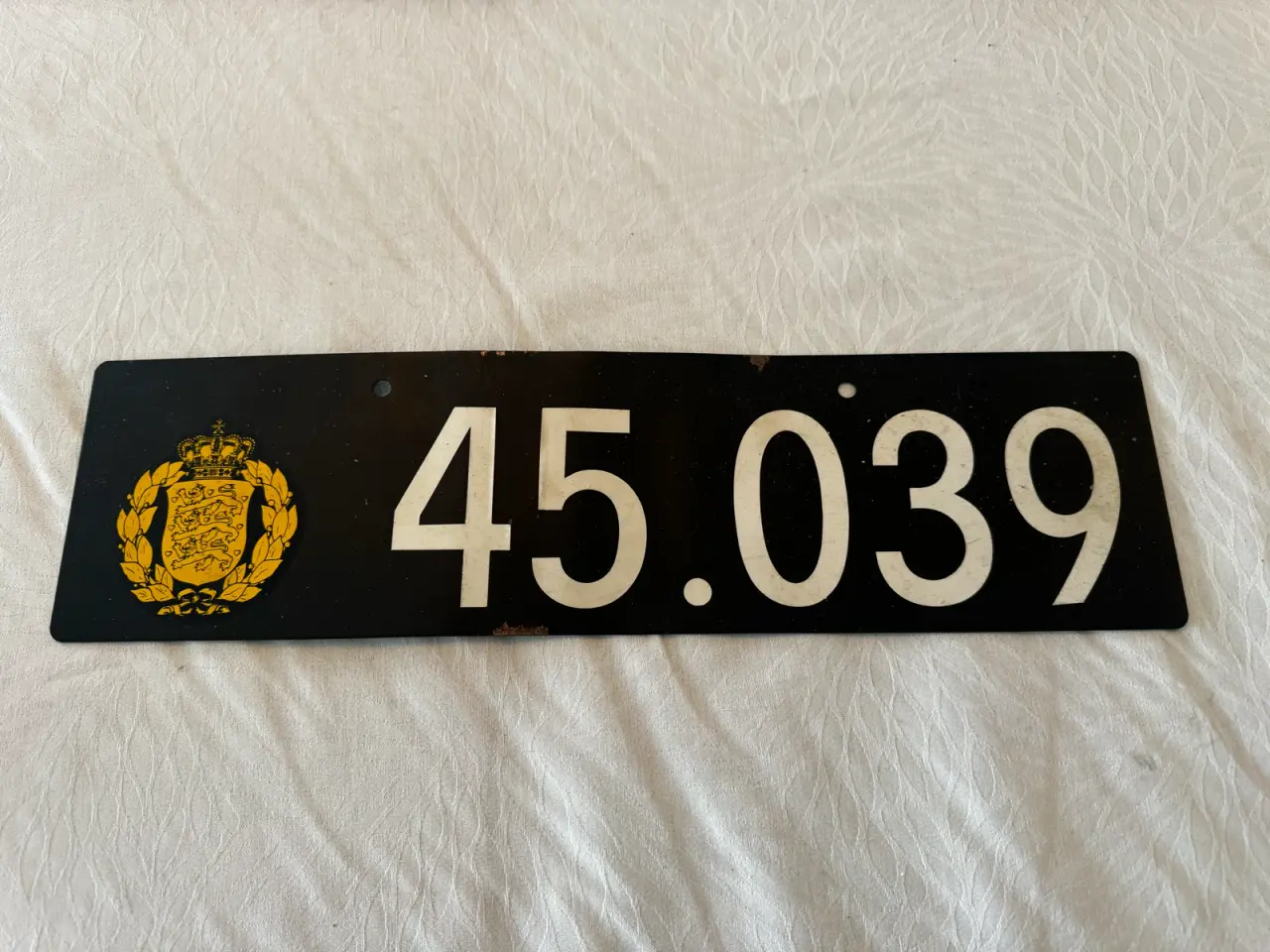 Billede 1 - 🇩🇰 Dansk militærnummerplade – nr. 45.039 🇩🇰