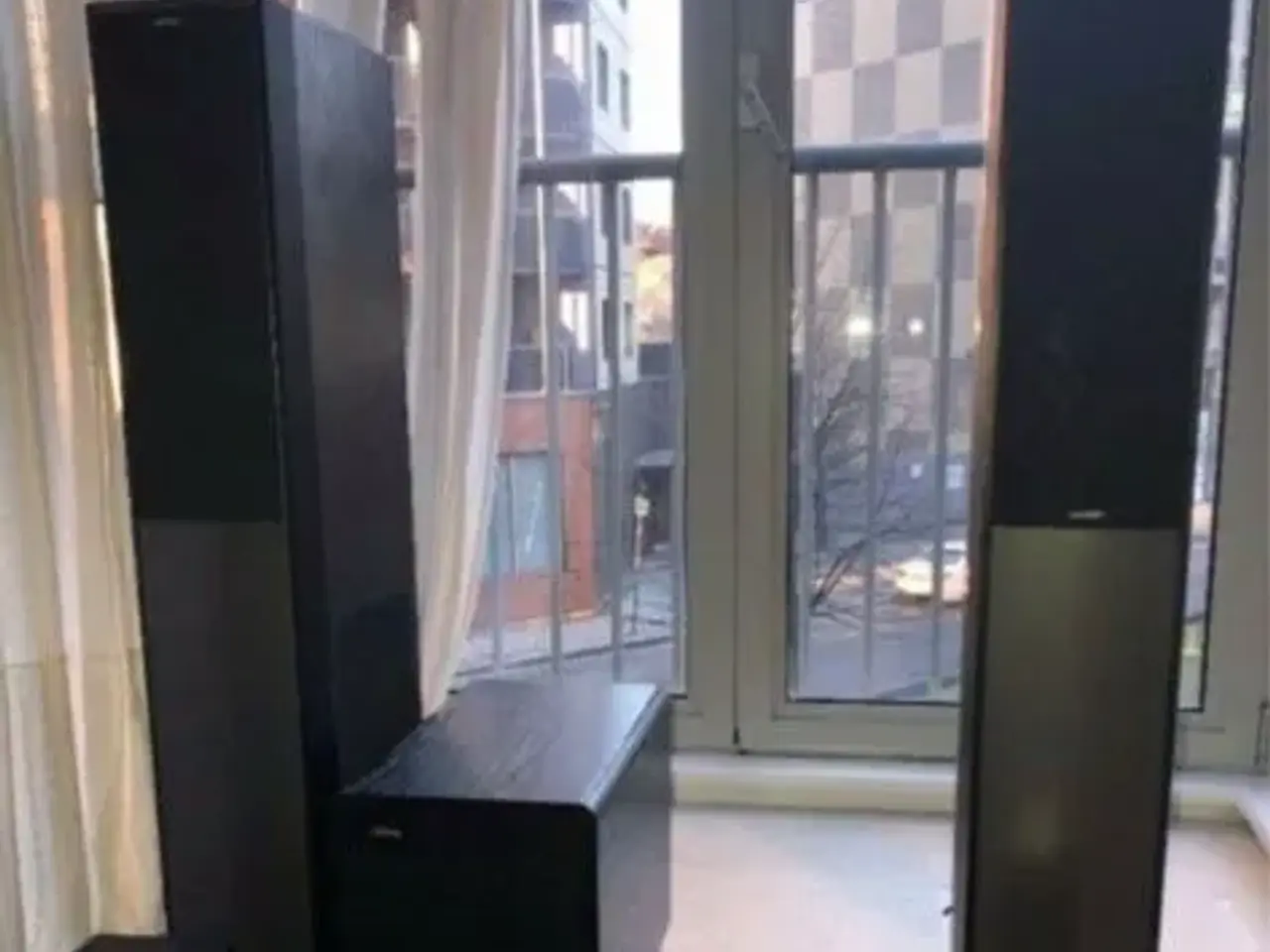 Billede 4 - Højtalersæt med forstærker og subwoofer