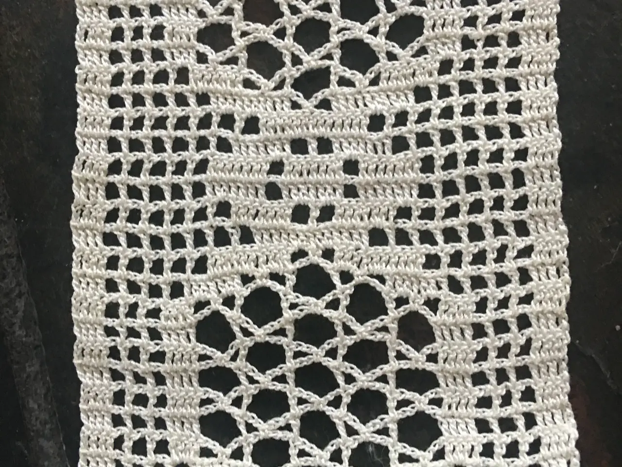 Billede 1 - Mellemværk, hæklet 120x8 cm 2stk