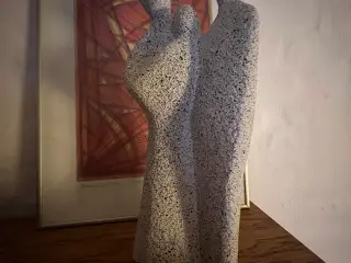 Mega fed 90’er skulptur