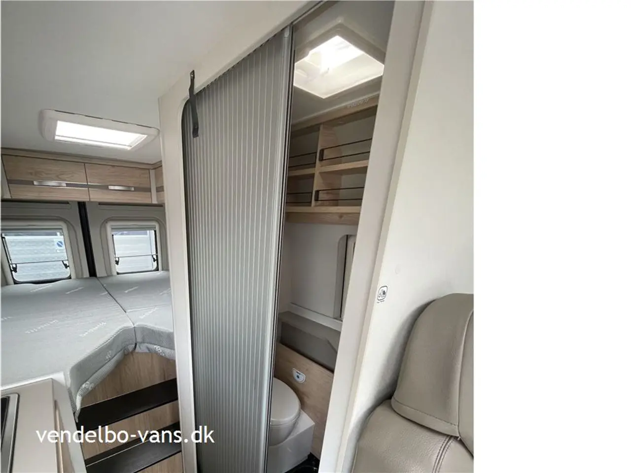 Billede 18 - 2023 - Dethleffs Globetrail   Enkeltsenge og stadig under 6 m