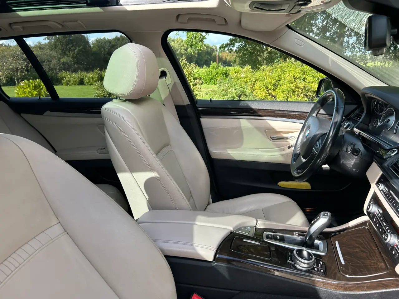 Billede 4 - Velholdt BMW 520i aut. st.car