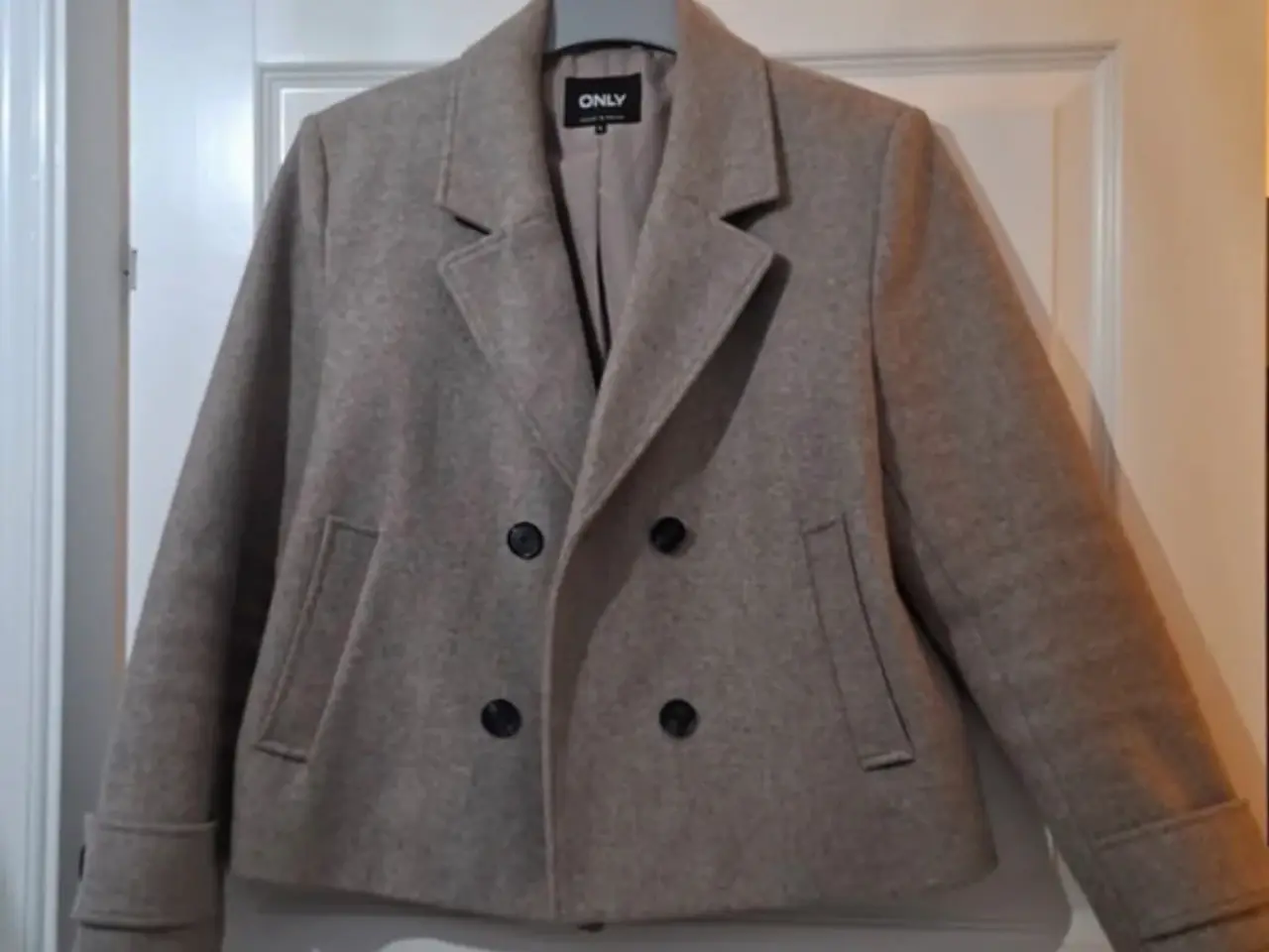 Billede 1 - ONLY jakke  dame XL beige