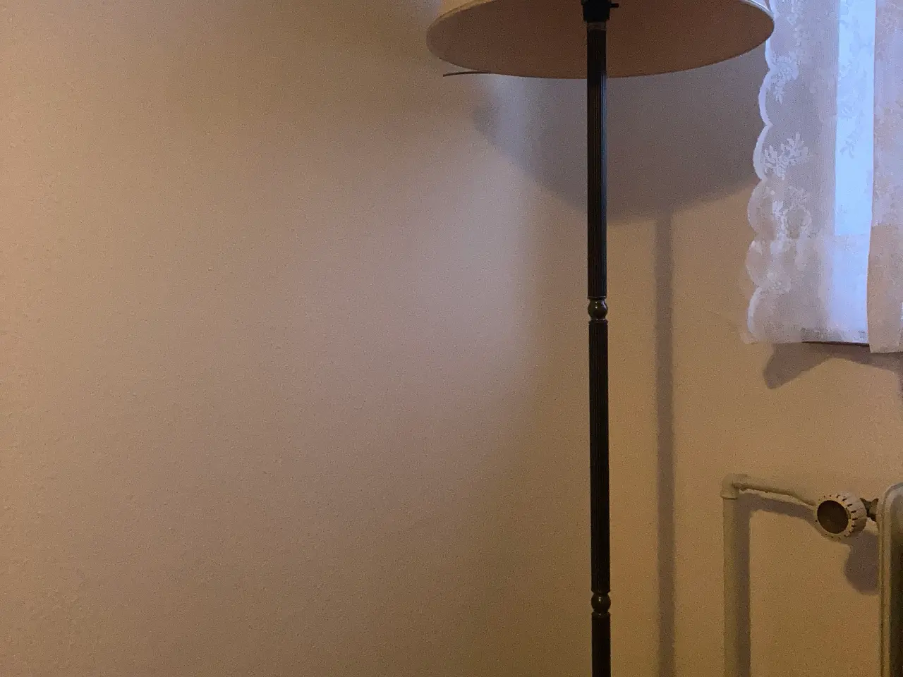 Billede 2 - Retro gulvlampe med med skærm