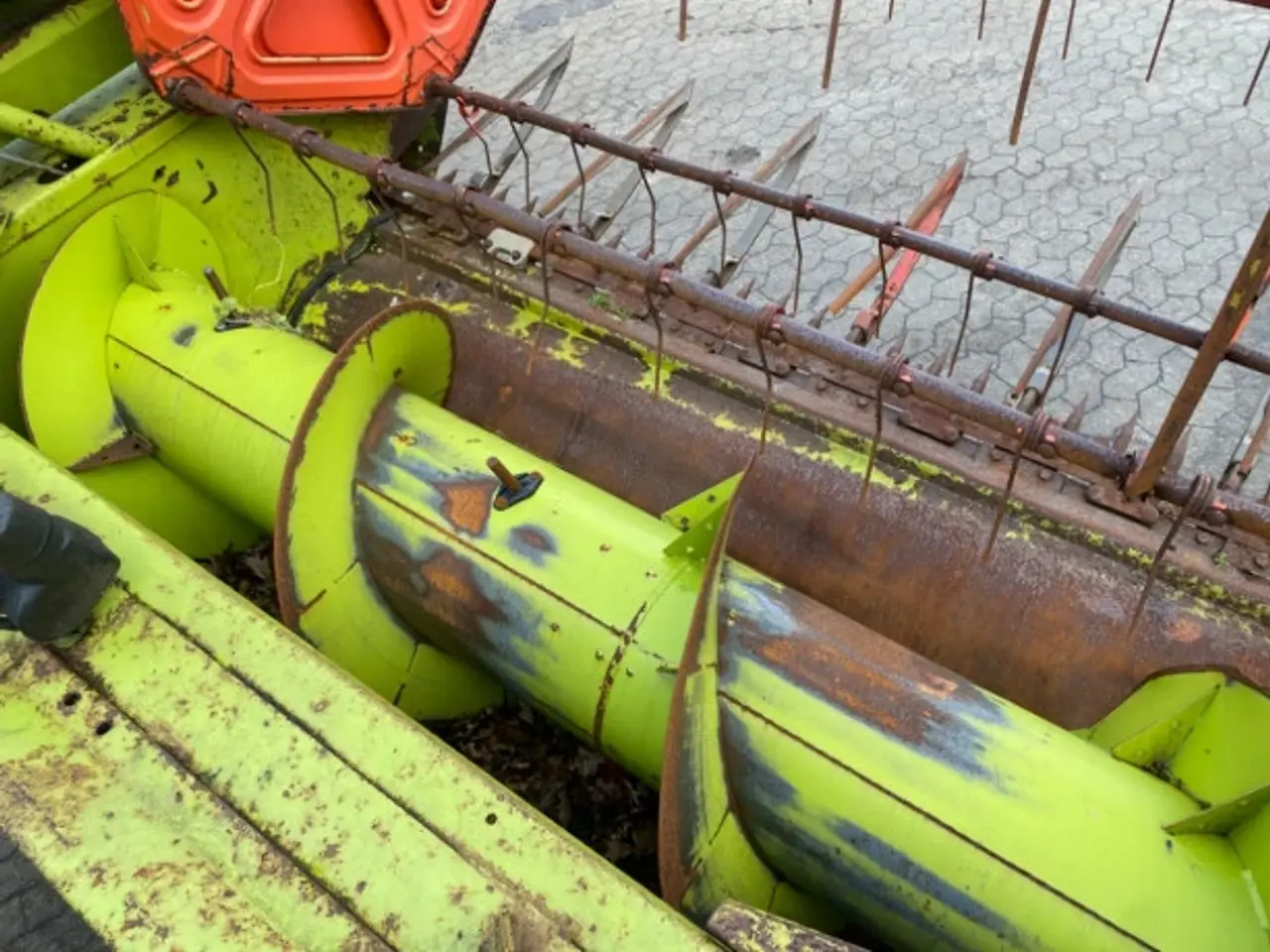 Billede 14 - Claas 15” Skærebord Ophug!