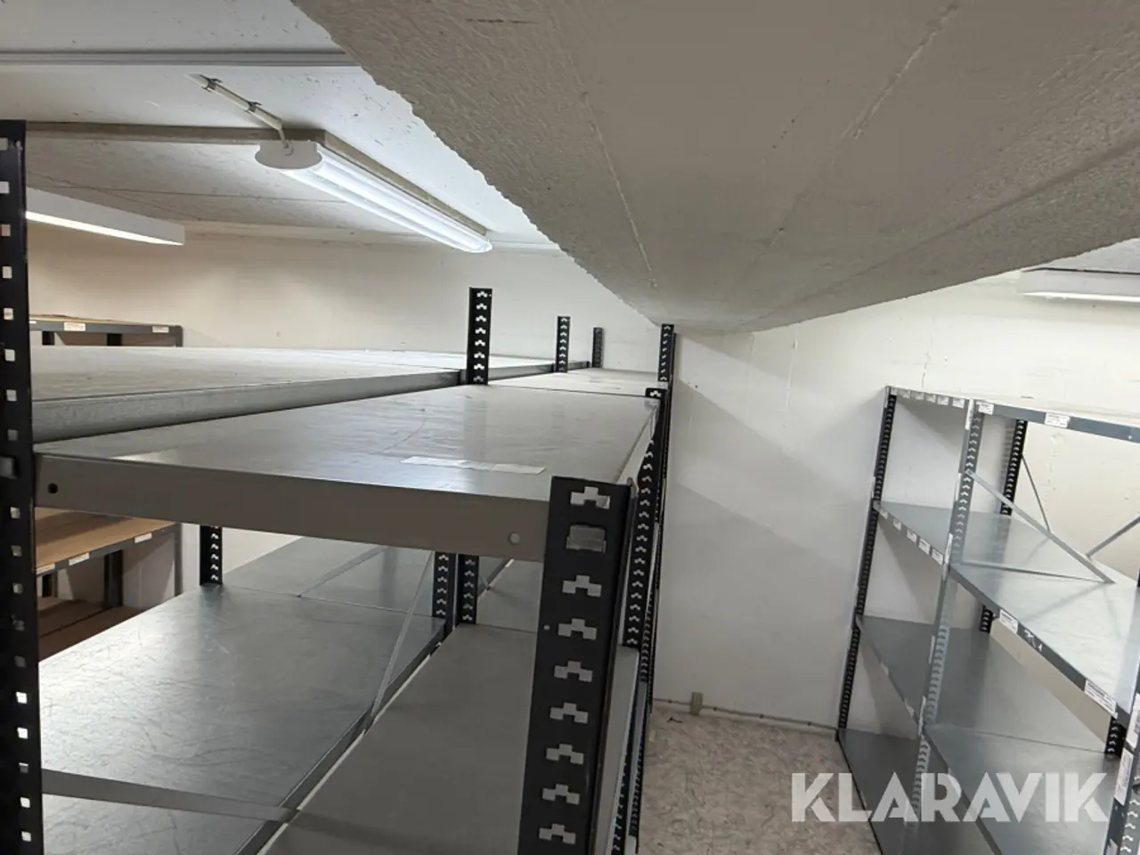 Billede 3 - Reolsystem med galvaniserede stålhylder 9 sektioner