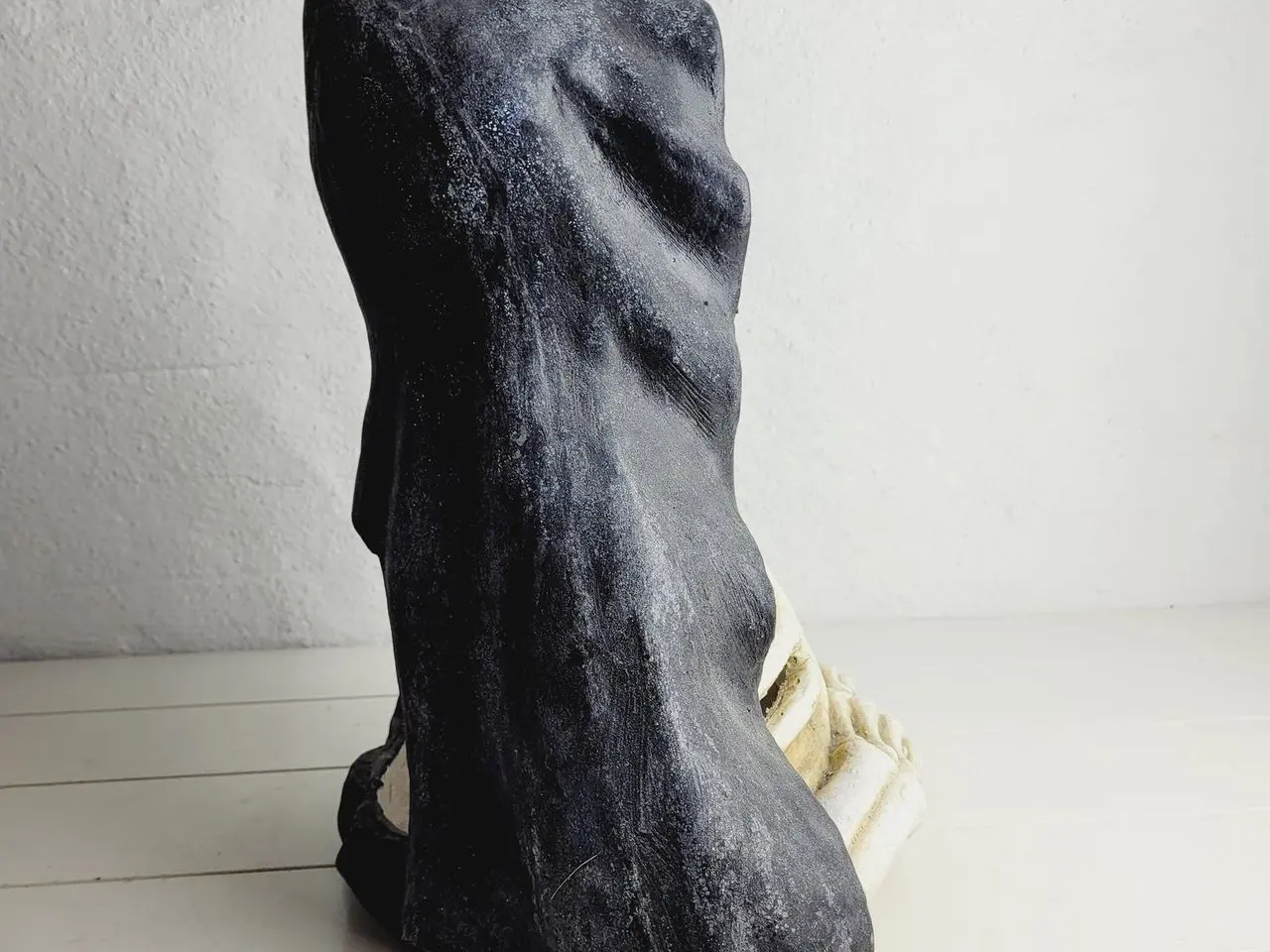 Billede 2 - ⭐️- Halloween figur - Skelet med kappe