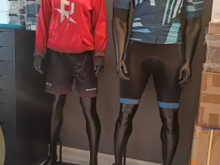 Atletiske Mannequiner - 4 styk.