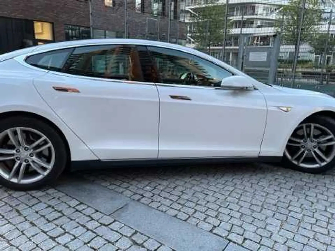 Billede 6 - Tesla S85 - som ny.