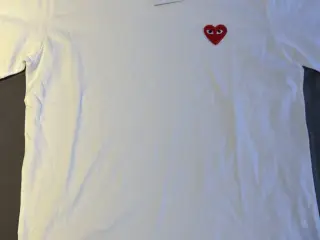 Play T-shirt