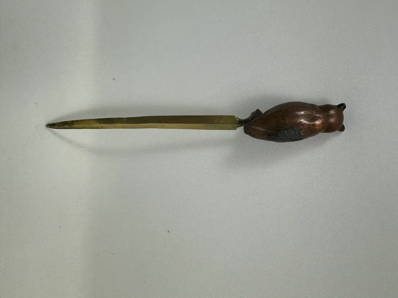 Billede 2 - Vintage brevåbner / brevkniv i messing m. ugle