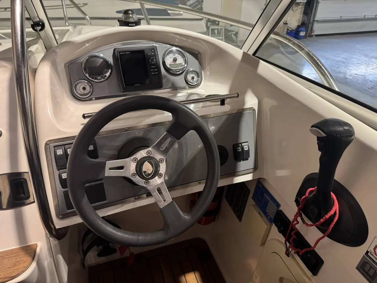 Billede 23 - Uttern D68 Exclusive - Mercruiser 4.3