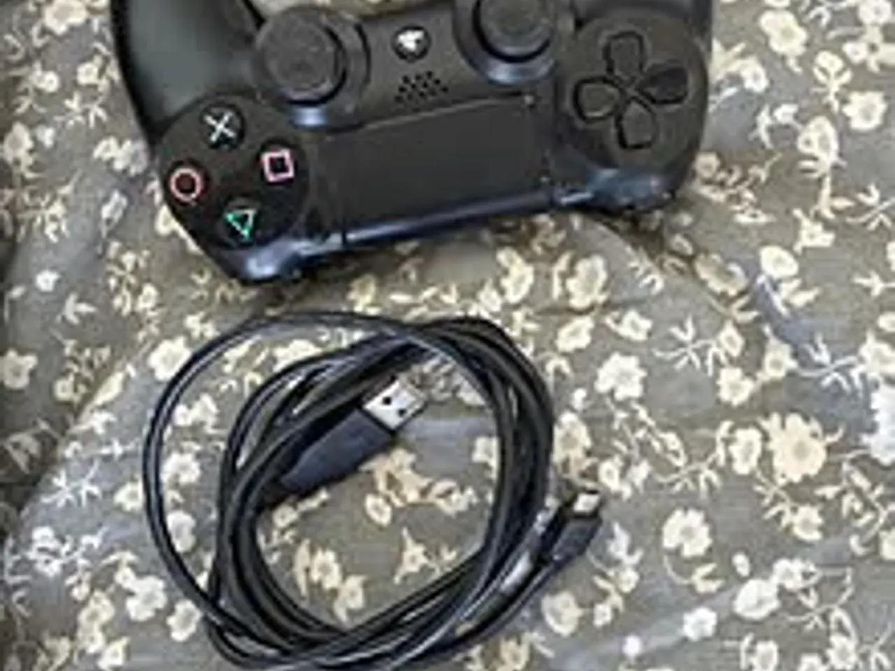 Billede 2 - Ps4 med spil og tilbehør 
