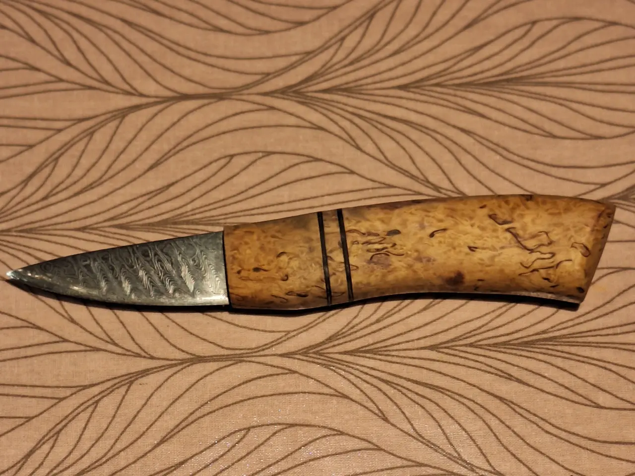 Billede 2 - Håndsmedet kniv i damaskusstål. Dansk vikingesmed.