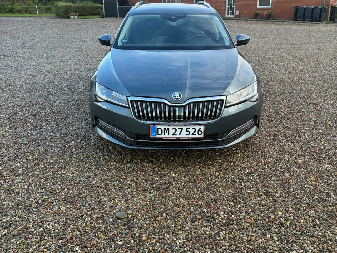 Billede 11 - Skoda Superb 2,0 TDi 150 Business Executive Combi DSG