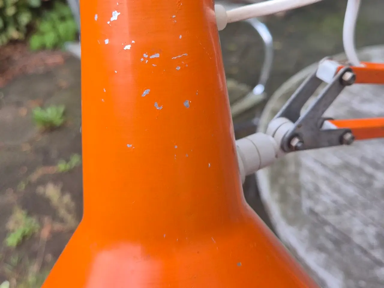 Billede 4 - Rustik og solid orange arkitektlampe
