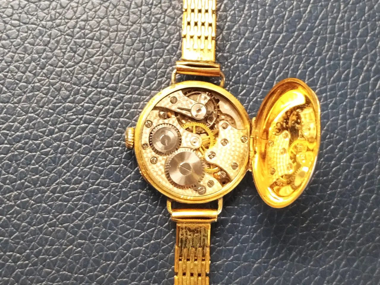 Billede 7 - Meget gammel dameur i 14K guld 585, fra min mormor