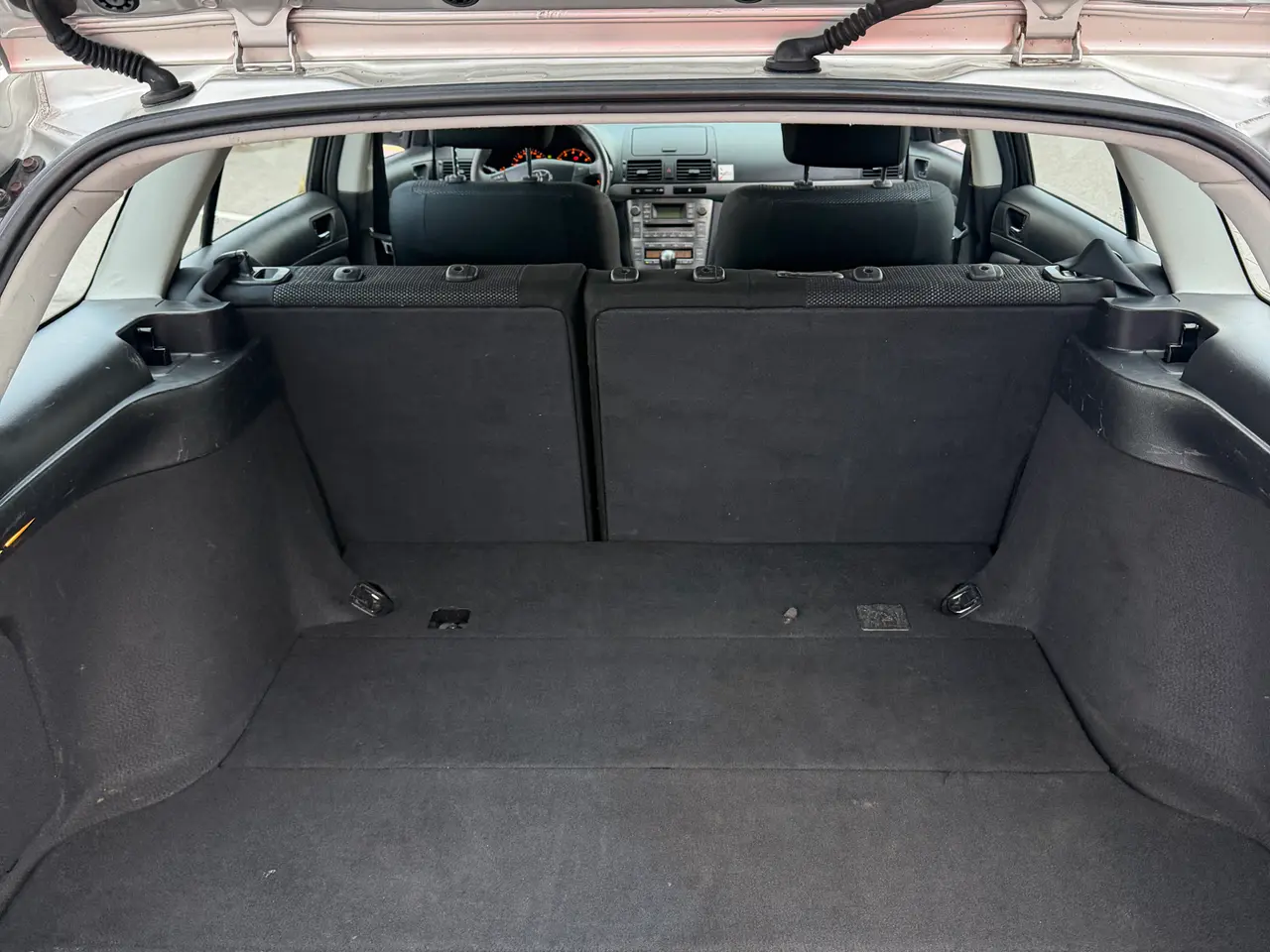 Billede 5 - Toyota Avensis 1.8 - nysynet