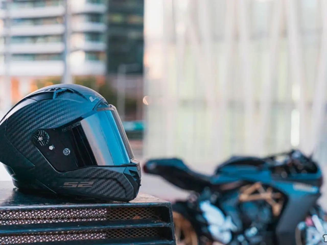 Billede 7 - LS2 Thunder Carbon GP Aero